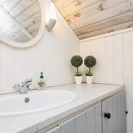 4 Person In Oksb L By Traum Oksbøl